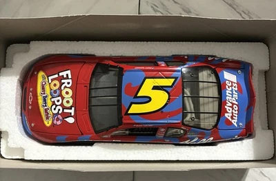 Terry Labonte #5 2000 Froot Loops Cherry Berry Swirls 1:24 & 1:64 Diecast Cars - Image 1 of 4