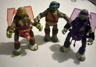 Lote de figuras Tortugas Ninja Adolescentes Mutantes 6,5" Mike Leoardo y Donatello Flinger Foto 1 de 4