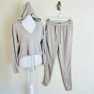 Fashion Nova Oatmeal Knit Hooded Long Sleeve & Jogger Lounge Tracksuit Set - Picture 1 of 9