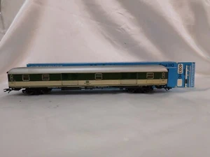 Marklin 4093 HO Baggage Wagon  - Picture 1 of 18