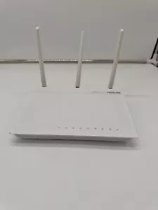 ASUS RT-N66W Dual Band 3x3 450 Mbps 4-Port Wireless N-900 Router - Picture 1 of 4
