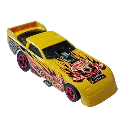 Vehículo de juguete amarillo vintage años 70 Hot Wheels no tan divertido equipo de carreras 1977 Foto 1 de 4
