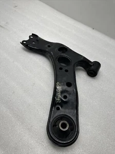 2012-2015 TOYOTA PRIUS FRONT RIGHT PASSENGER SIDE LOWER CONTROL ARM OEM - Picture 1 of 7
