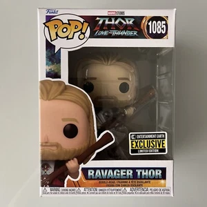 Funko Pop MARVEL THOR AMOR Y TRUENO EXCL RAVAGER THOR en mano - Imagen 1 de 6