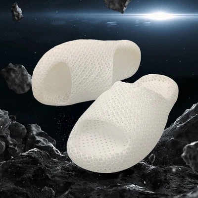Zapatillas antideslizantes impermeables impresas en 3D para hombre y mujer Foto 1 de 4