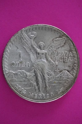 1982 Libertad Mexico 1 OZ Silver Coin Guaranteed Authentic & Genuine 1 Onza 2388 - Image 1 of 3