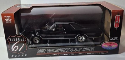 1967 Oldsmobile Cutlass 4-4-2 Coupe Highway 61 1:18 Diecast Car - Black - Изображение 1 из 4