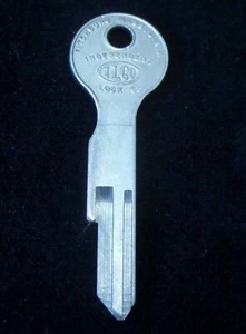 65J ZUNDAPP Motorcycle Key Blank 1930's-1951 K800 KS750 KS600 KKS500 Zündapp - Picture 1 of 4