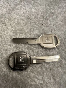 Lote de 2 llaves en blanco Ilco B51G para encendidos GM D Keyway Pontiac Buick y más Nuevo de Lote Antiguo - Imagen 1 de 2