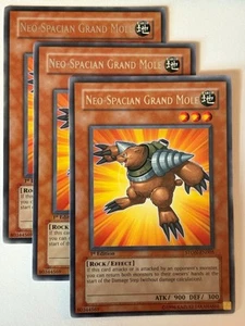 YUGIOH-3x- Neo-Spacian Grand Mole - STON-EN005 - Silver Rare - 1st Ed (PLAYSET) - Picture 1 of 1