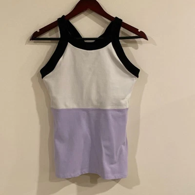 Camiseta sin mangas Kate Spade Beyond Yoga marco bloqueado blanco púrpura negro Foto 1 de 4