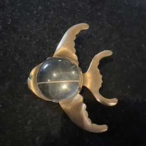 HUGE Old Vintage Estate Lucite Jelly Belly Fish Brooch Pin - Picture 1 of 10