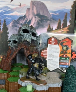 Heroscape: Werewolf Lord (1 Figure 1 Card and 3 Counters) VG - Picture 1 of 2
