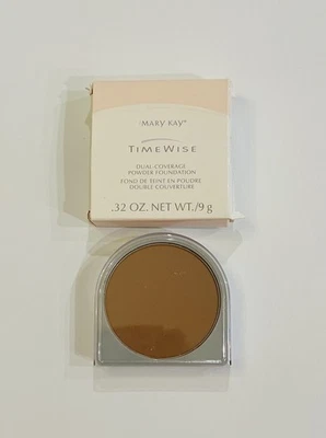 Base en polvo Mary Kay Time Wise doble cobertura bronce 708 Foto 1 de 2