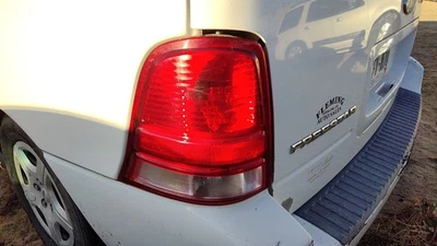 Luz trasera izquierda conductor Ford Freestar 2004-2007 lámpara de freno OEM 6f2z13405aa Foto 1 de 4