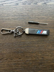 BMW Metal Leather Chunky Keychain Keyring Car Vehicle With Screw Driver - Foto 1 di 4