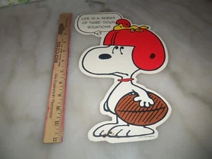 VTG Peanuts Snoopy & Woodstock Football Die Cut United Feature Syndicate, Inc. - Picture 1 of 2