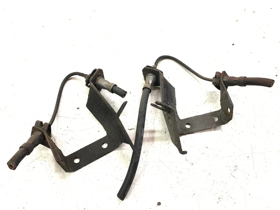 Audi 80 Cabrio Coupé V6 Halter Bremsschläuche Halterung Karosserie - Bild 1 von 1