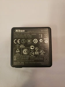 Genuine OEM Nikon EH-69P Power Supply Charging Block - Picture 1 of 7