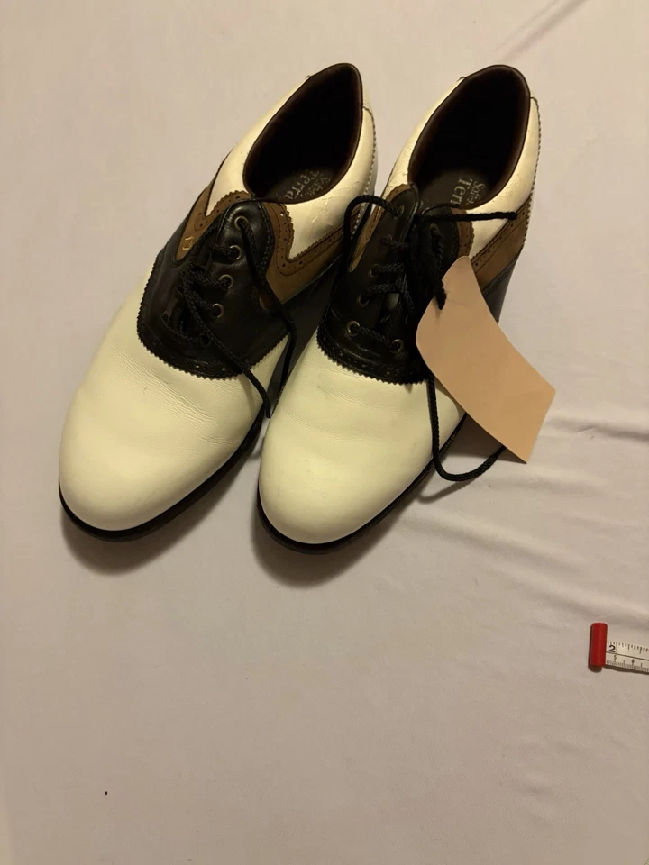 FootJoy Softjoys Terrains Golf Shoes Mens 57614 - 9 1/2 W - Image 1 of 4