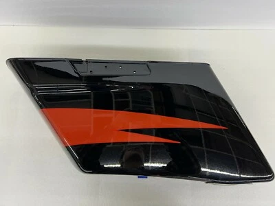 Седельная сумка 2017 от оригинального производителя Harley-Davidson CVO Street Glide растянутая слева снизу - Изображение 1 из 4