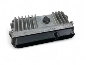G72 TOYOTA Engine Control Unit ECU 89661-0U170 - Picture 1 of 4