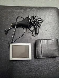 Garmin Nuvi 350 NA Silver Portable Touch Screen 3.5" LCD Display GPS Navigator - Picture 1 of 9