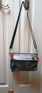 Like Dreams-Mesh Clout +9 Crossbody Bag -very good condition - Picture 1 of 11