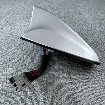 Hyundai Elantra GT 2013-2017 antena aleta de tiburón techo normal plateado 96210-A5110N3S Foto 1 de 4