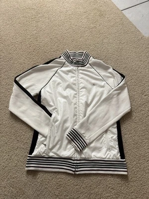 Chaqueta deportiva vintage BURBERRY etiqueta negra logotipo cremallera Foto 1 de 4