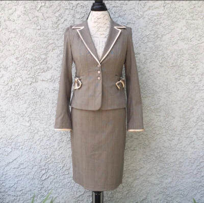 Rebecca Taylor Business Professional 2-Piece Suit Set Blazer Jacket and Skirt - Image 1 of 4