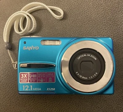 Sanyo VPC-X1250 12.1MP Digital Camera Blue TESTED WORKING W/8gb Card&New Battery - Image 1 of 4