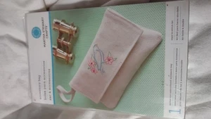 NUEVO Kit de bolsa de accesorios artesanales Martha Stewart   - Imagen 1 de 2