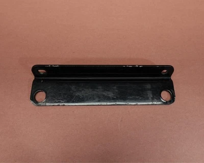 Кронштейн для крепления масляного охладителя Harley Davidson VRSCSE V-Rod 2005-2006 годов выпуска - Изображение 1 из 4