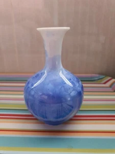 Crystalline Glaze Pottery Vase Blue & White Handmade 13.5cm Unsigned Studio Pot - Picture 1 of 11