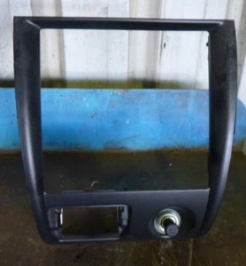 Mazda 626 GF 11/99-02 Radio Surround - Picture 1 of 2