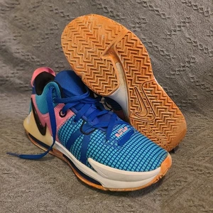 Zapato de baloncesto Nike Lebron Witness 7 para hombre DM1123-400, Hyper Royal EE. UU. 8,5 ACG - Imagen 1 de 11