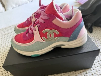 Chanel zapatillas Foto 1 de 4