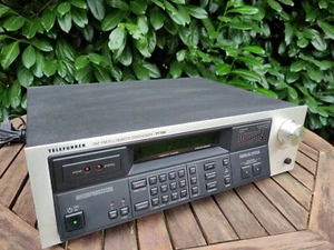 Telefunken TT 750 Tuner AM-FM FLL Quartz Synthesizer "KLASSIKER" von 1979 - Bild 1 von 2