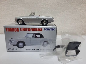 Tomica Limited Vintage LV-131d Datsun Fairlady - Picture 1 of 6