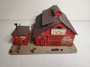 Assembled - USED - HO Scale Ranch / Barn Playhouse Theatre - Picture 1 of 5