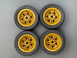 LEGO Ruote Oro Perla 30,4 mm x 20 mm Nero 43,2 x 22 Pneumatici ZR (x4) - Foto 1 di 9