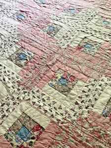 PRETTY Vintage pink floral patchwork quilt 78x81" - Picture 1 of 7