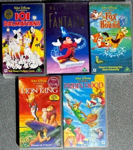 Disney VHS Video Bundle Robin Hood,101 Dalmatians,Lion King,Fantasia,Fox/Hounds - Picture 1 of 1