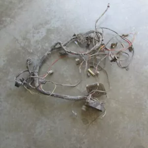 68 1968 OLDSMOBILE CUTLASS INSTRUMENT PANEL DASH WIRING HARNESS WITH GAUGES - Picture 1 of 8