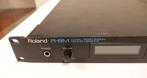 ROLAND R-8M MIDI Total Percussion Sound Module Composer - Picture 1 of 7