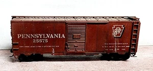 Pennsylvania Railroad 40' single door Boxcar 25575 Accurail HO Scale Weathered - Picture 1 of 5