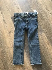 GIRLS JEANS SIZE 3T BY OLD NAVY BALLERINA NWTS - Picture 1 of 8