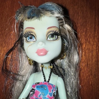 Monster High Killer Style Frankie Stein Doll 2008 Mattel Mismatched Eyes - image 1 of 4