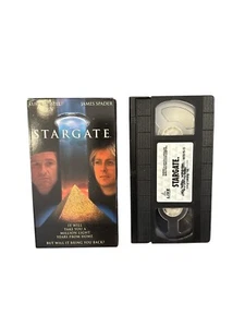 Stargate VHS 1995 Kurt Russell James Spader Jaye Davidson - Picture 1 of 6